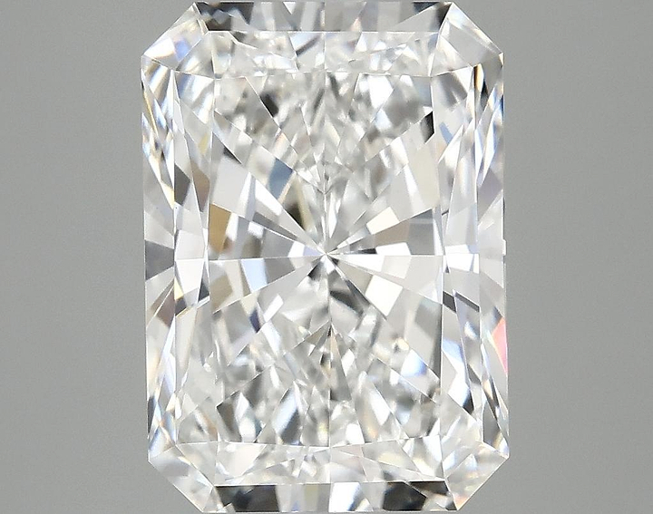 4.02 Carat Radiant Shaped Ideal Cut VVS2 IGI Certified Lab Grown Diamond