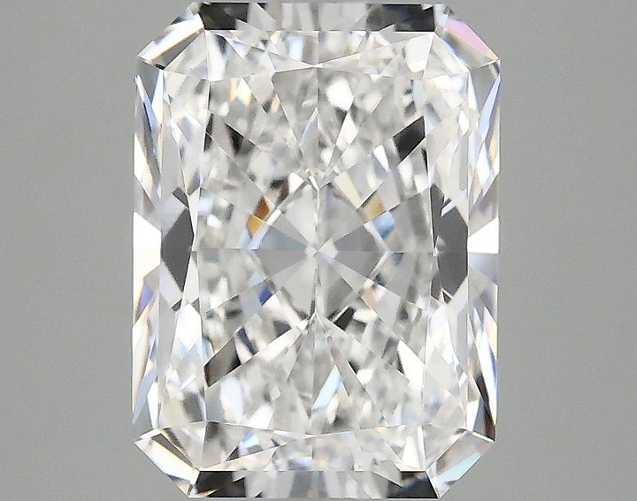 3.02 Carat Radiant Shaped Excellent Cut VVS2 IGI Certified Lab Grown Diamond