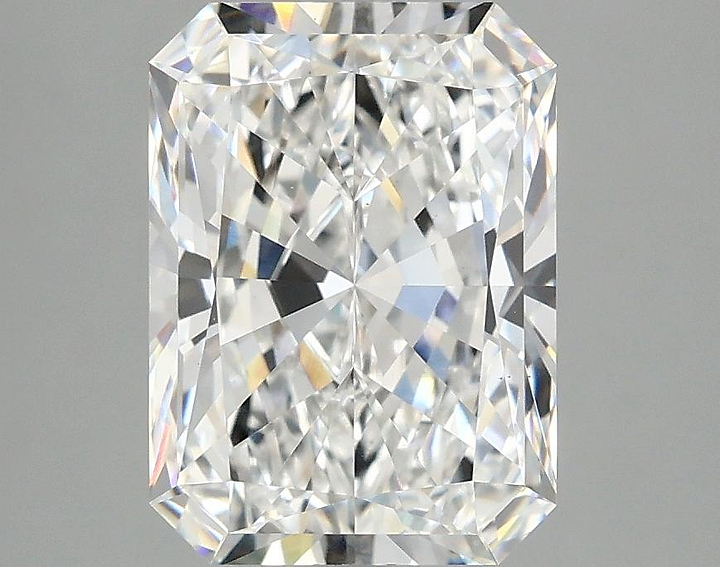 3.1 Carat Radiant Shaped Excellent Cut VS1 IGI Certified Lab Grown Diamond