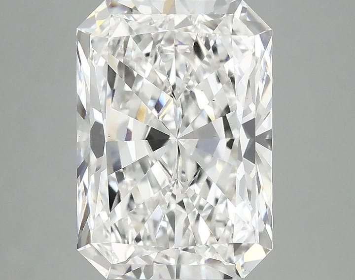 4.07 Carat Radiant Shaped Ideal Cut VS1 IGI Certified Lab Grown Diamond