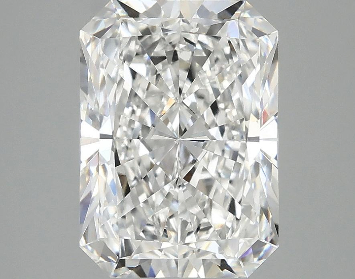 3.08 Carat Radiant Shaped Ideal Cut VS1 IGI Certified Lab Grown Diamond