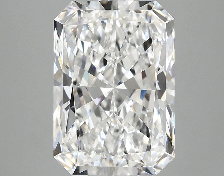 3.96 Carat Radiant Shaped Ideal Cut VVS2 IGI Certified Lab Grown Diamond