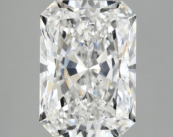 3.09 Carat Radiant Shaped Ideal Cut VS2 IGI Certified Lab Grown Diamond