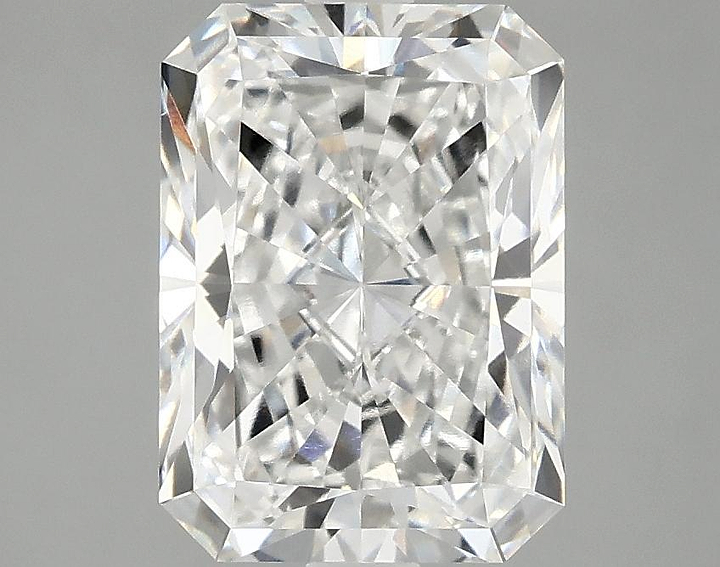 2.92 Carat Radiant Shaped Excellent Cut VVS2 IGI Certified Lab Grown Diamond