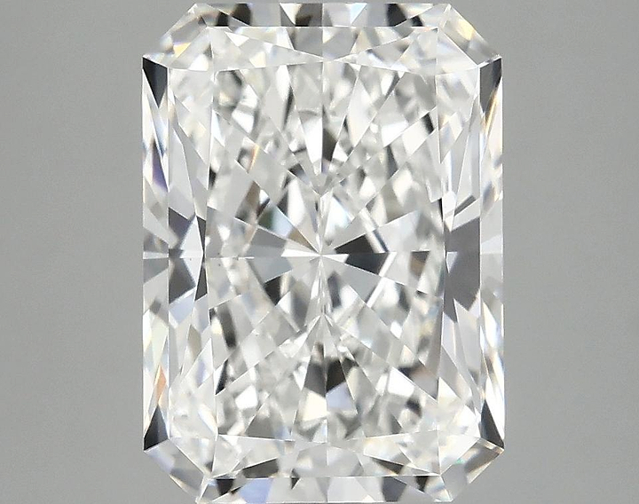 4.04 Carat Radiant Shaped Excellent Cut VS1 IGI Certified Lab Grown Diamond