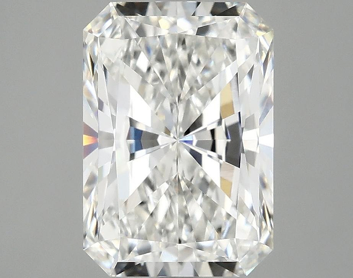 3.09 Carat Radiant Shaped Ideal Cut VVS2 IGI Certified Lab Grown Diamond