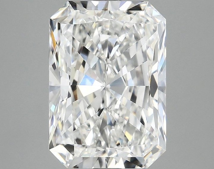 4.1 Carat Radiant Shaped Ideal Cut VVS2 IGI Certified Lab Grown Diamond