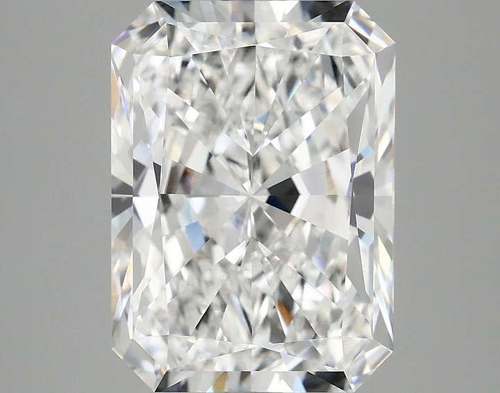 3.94 Carat Radiant Shaped Excellent Cut VVS2 IGI Certified Lab Grown Diamond