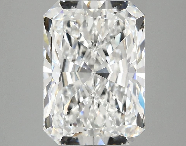 4.09 Carat Radiant Shaped Ideal Cut VVS2 IGI Certified Lab Grown Diamond