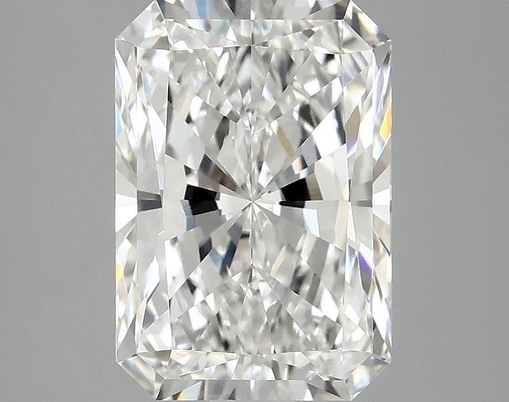 3.02 Carat Radiant Shaped Ideal Cut VVS2 IGI Certified Lab Grown Diamond