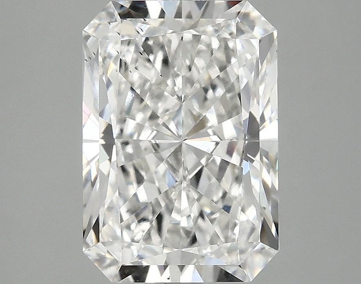 3.1 Carat Radiant Shaped Ideal Cut VS2 IGI Certified Lab Grown Diamond