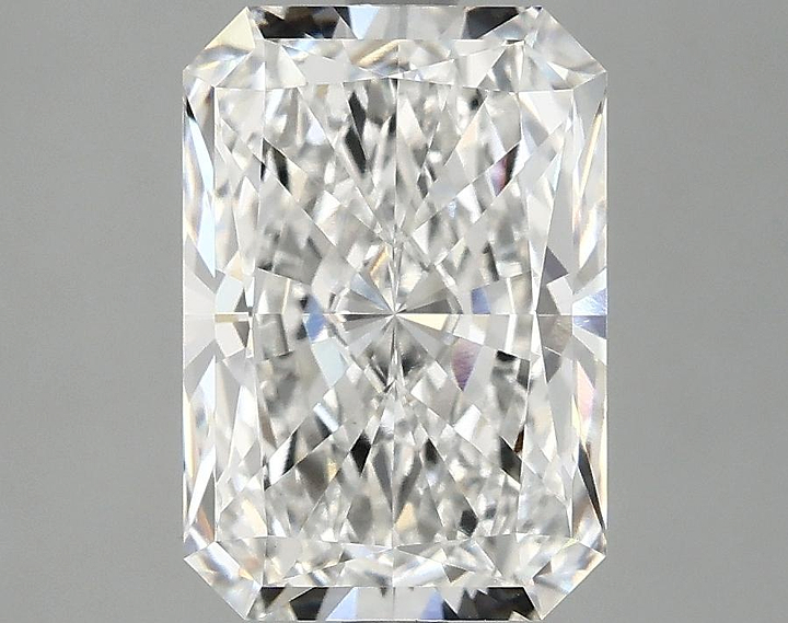 3.08 Carat Radiant Shaped Ideal Cut VVS2 IGI Certified Lab Grown Diamond