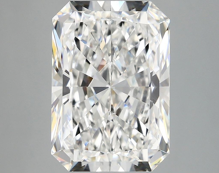 4.99 Carat Radiant Shaped Ideal Cut VS1 IGI Certified Lab Grown Diamond