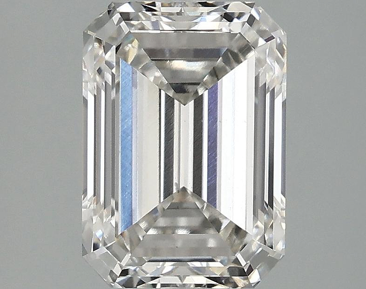 2.51 Carat Emerald Shaped Ideal Cut VS2 IGI Certified Lab Grown Diamond