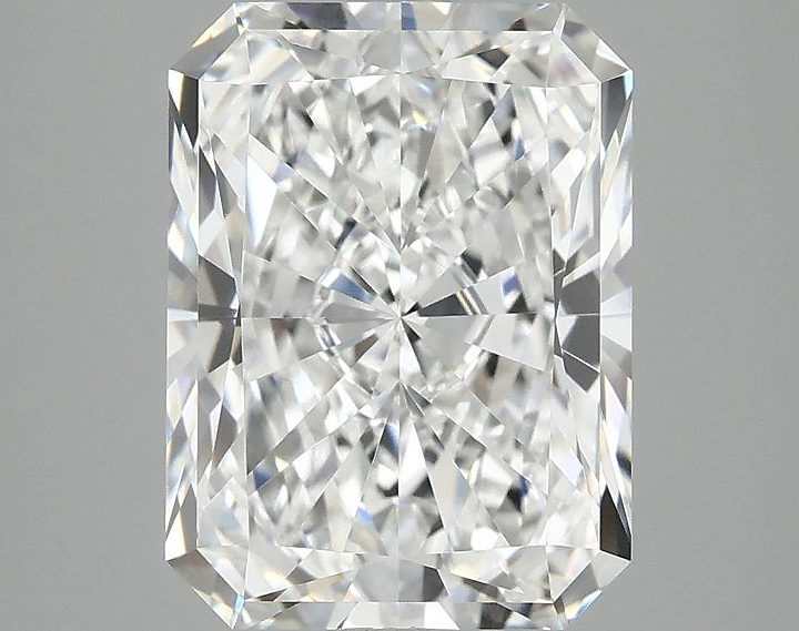 4.05 Carat Radiant Shaped Excellent Cut VVS2 IGI Certified Lab Grown Diamond