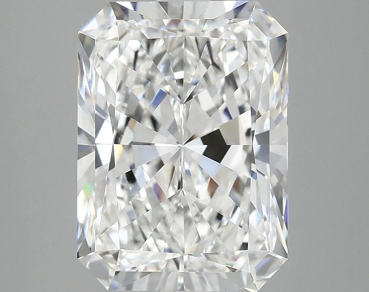4.17 Carat Radiant Shaped Excellent Cut VVS2 IGI Certified Lab Grown Diamond