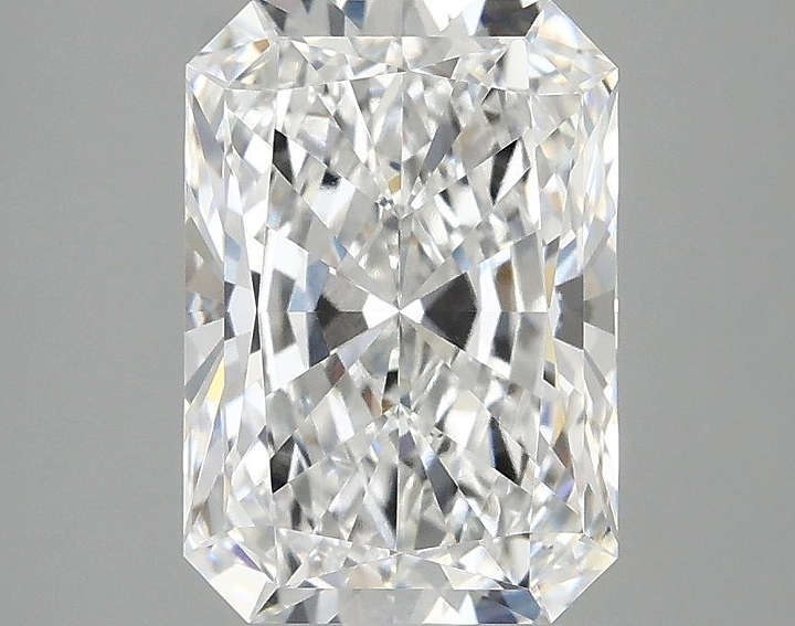3.08 Carat Radiant Shaped Ideal Cut VS1 IGI Certified Lab Grown Diamond
