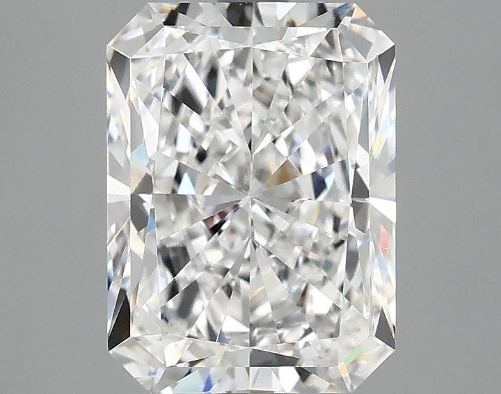 3.03 Carat Radiant Shaped Excellent Cut VVS2 IGI Certified Lab Grown Diamond