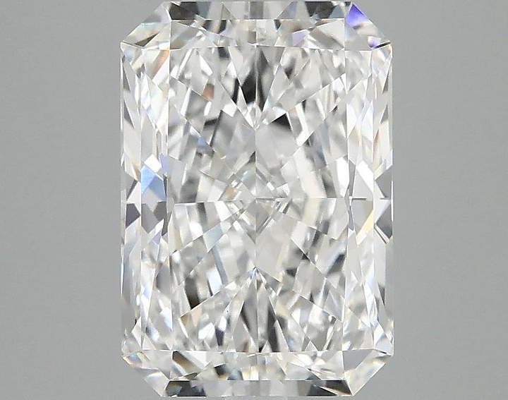 2.99 Carat Radiant Shaped Ideal Cut VVS2 IGI Certified Lab Grown Diamond