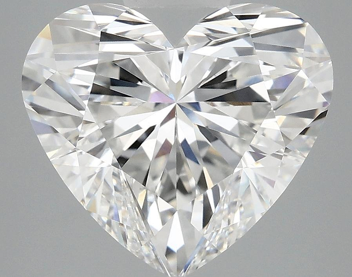 5.04 Carat Heart Shaped Ideal Cut VVS2 IGI Certified Lab Grown Diamond