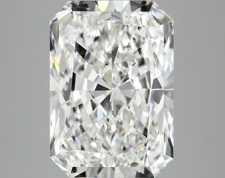 4.08 Carat Radiant Shaped Ideal Cut VS1 IGI Certified Lab Grown Diamond