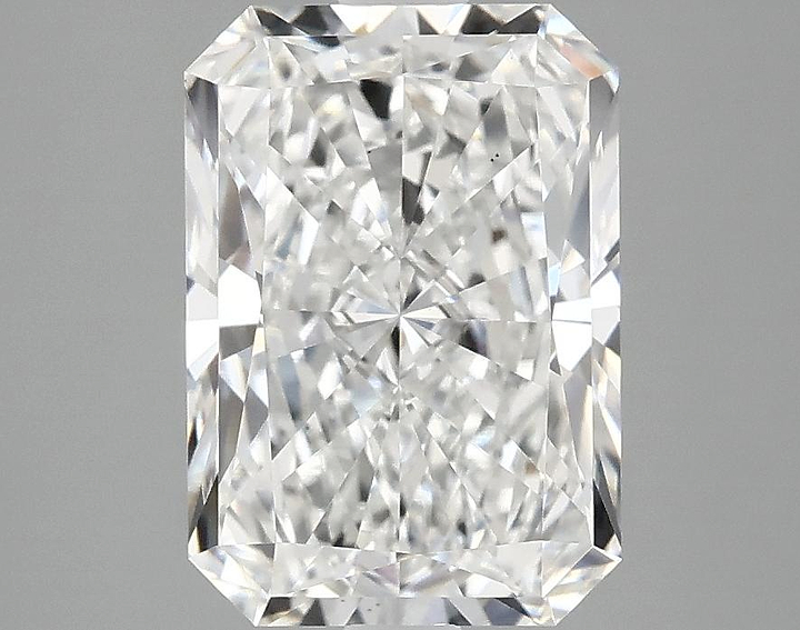 3.03 Carat Radiant Shaped Ideal Cut VS1 IGI Certified Lab Grown Diamond