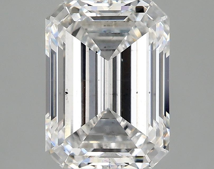 3.02 Carat Emerald Shaped Excellent Cut SI1 IGI Certified Lab Grown Diamond