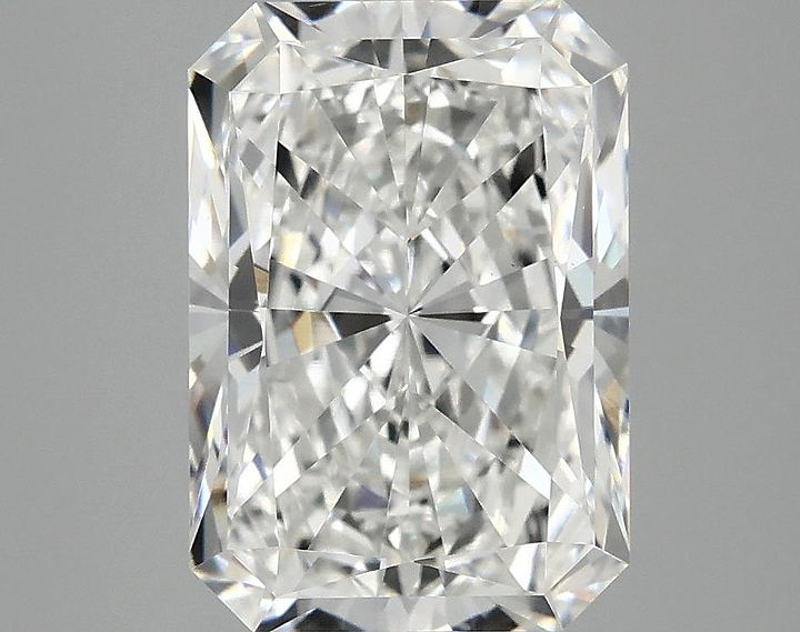 3.84 Carat Radiant Shaped Ideal Cut VS1 IGI Certified Lab Grown Diamond