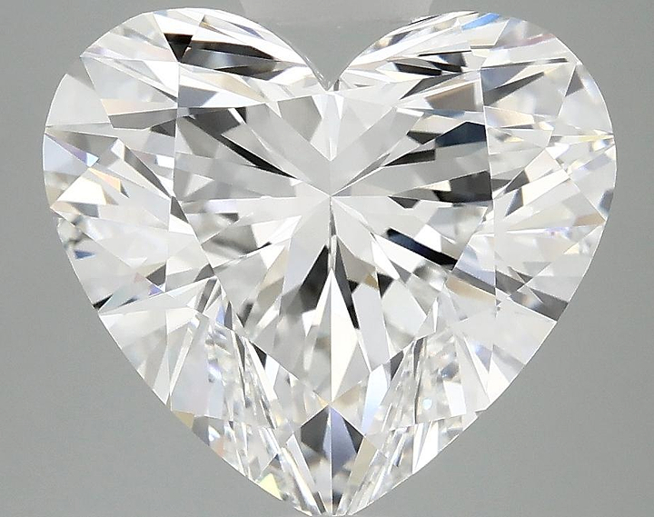 4.94 Carat Heart Shaped Ideal Cut VVS2 IGI Certified Lab Grown Diamond
