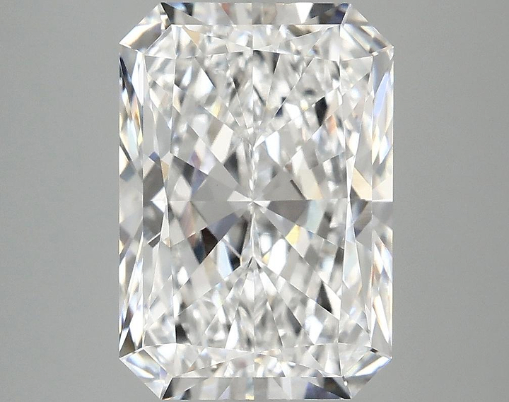 4.09 Carat Radiant Shaped Ideal Cut VVS2 IGI Certified Lab Grown Diamond