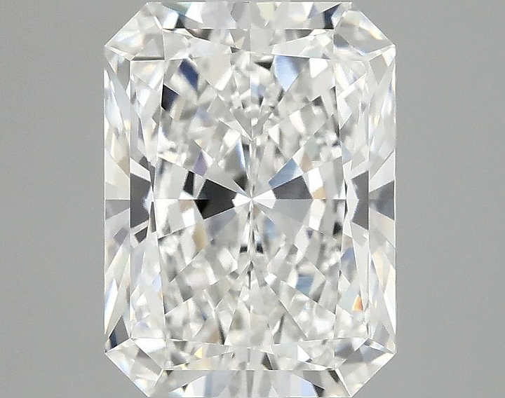 3.1 Carat Radiant Shaped Excellent Cut VVS2 IGI Certified Lab Grown Diamond