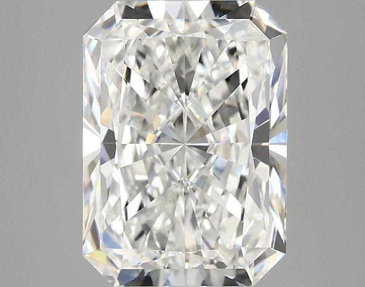 3.08 Carat Radiant Shaped Ideal Cut VVS2 IGI Certified Lab Grown Diamond