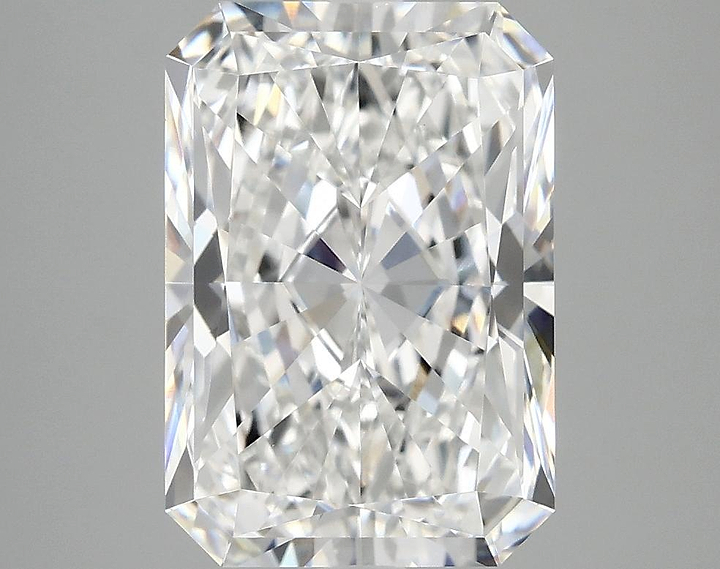 3.98 Carat Radiant Shaped Ideal Cut VS1 IGI Certified Lab Grown Diamond