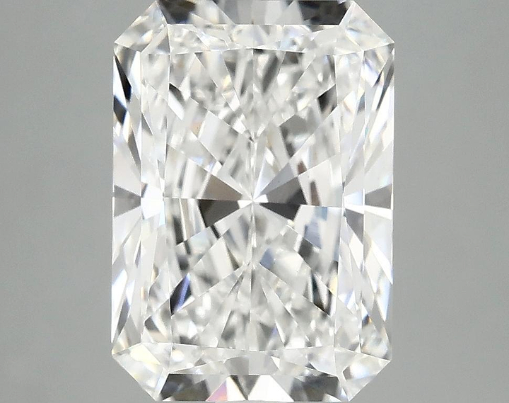 4.01 Carat Radiant Shaped Ideal Cut VS1 IGI Certified Lab Grown Diamond