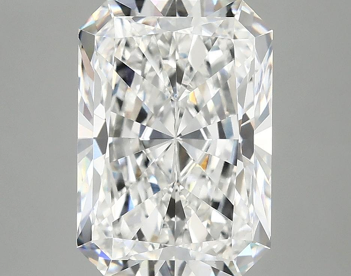 4.06 Carat Radiant Shaped Ideal Cut VS1 IGI Certified Lab Grown Diamond