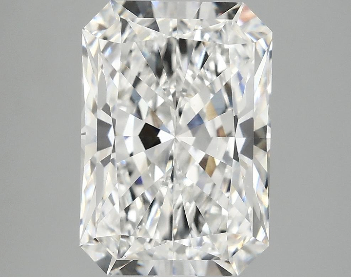 3.88 Carat Radiant Shaped Ideal Cut VS1 IGI Certified Lab Grown Diamond