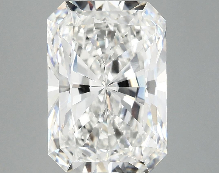 4.98 Carat Radiant Shaped Ideal Cut VVS2 IGI Certified Lab Grown Diamond