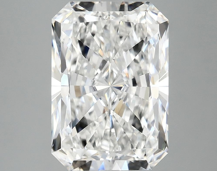 4.15 Carat Radiant Shaped Ideal Cut VS1 IGI Certified Lab Grown Diamond