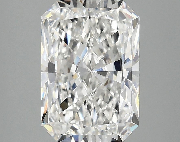 3.03 Carat Radiant Shaped Ideal Cut VVS2 IGI Certified Lab Grown Diamond