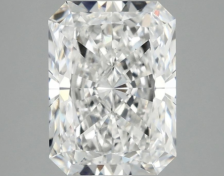 3.1 Carat Radiant Shaped Excellent Cut VS1 IGI Certified Lab Grown Diamond