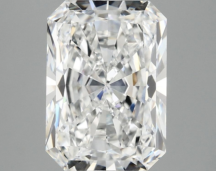 3.9 Carat Radiant Shaped Ideal Cut VVS2 IGI Certified Lab Grown Diamond