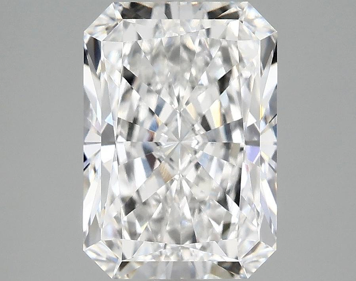 3.07 Carat Radiant Shaped Ideal Cut VVS2 IGI Certified Lab Grown Diamond