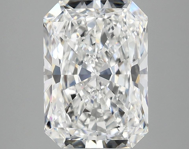 3.72 Carat Radiant Shaped Ideal Cut VVS2 IGI Certified Lab Grown Diamond