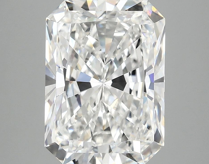 4.08 Carat Radiant Shaped Excellent Cut VVS2 IGI Certified Lab Grown Diamond