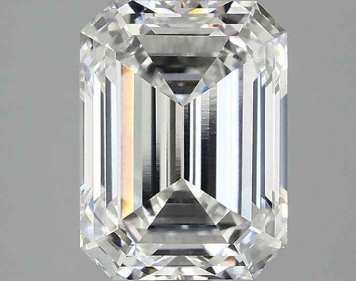 3.07 Carat Emerald Shaped Excellent Cut VVS2 IGI Certified Lab Grown Diamond