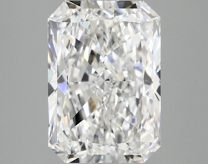 2.98 Carat Radiant Shaped Ideal Cut VVS2 IGI Certified Lab Grown Diamond