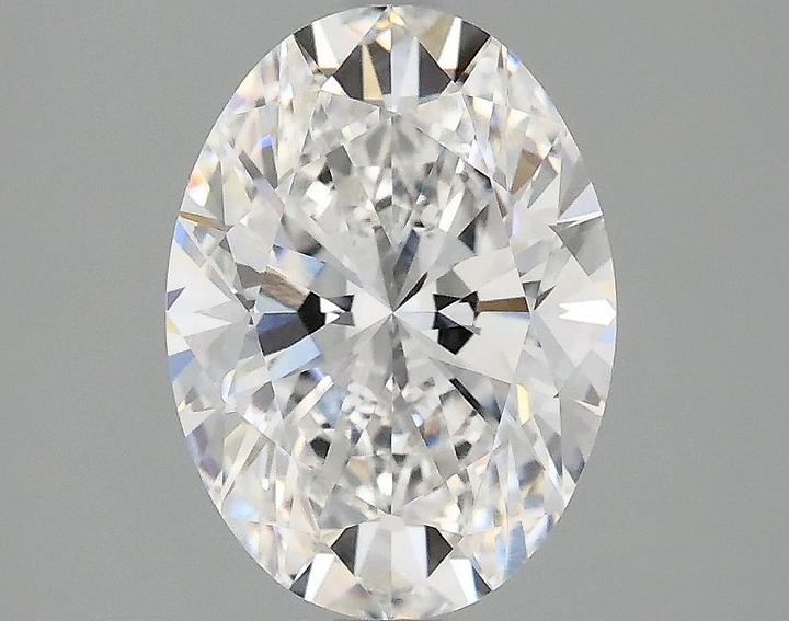 2.1 Carat Oval Shaped Excellent Cut VVS2 IGI Certified Lab Grown Diamond