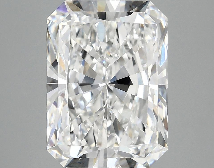 4.06 Carat Radiant Shaped Ideal Cut VVS2 IGI Certified Lab Grown Diamond