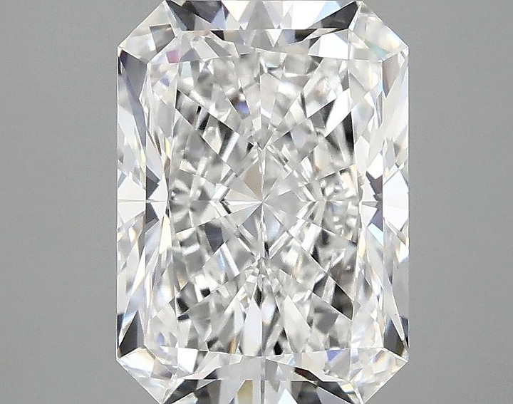 3.09 Carat Radiant Shaped Excellent Cut VS1 IGI Certified Lab Grown Diamond