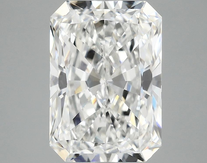 3.09 Carat Radiant Shaped Ideal Cut VVS2 IGI Certified Lab Grown Diamond
